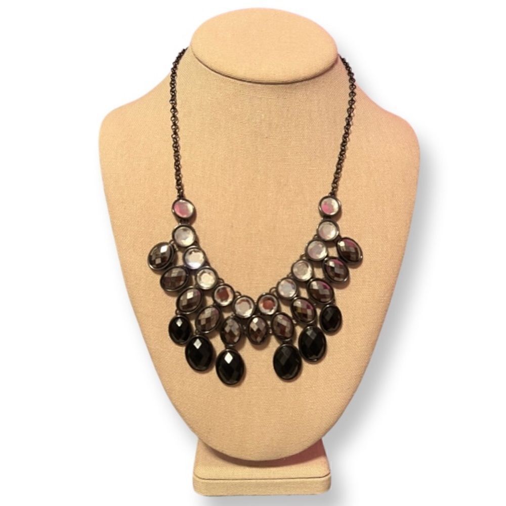 🤯5/$25🤯 Charming Charlie Black, Gray, And Clear Rhinestone Gunmetal Necklace